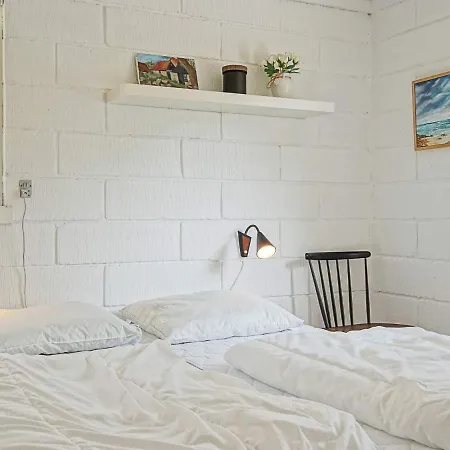 6 Person Holiday In Nex بيت للعطل Spidsegård